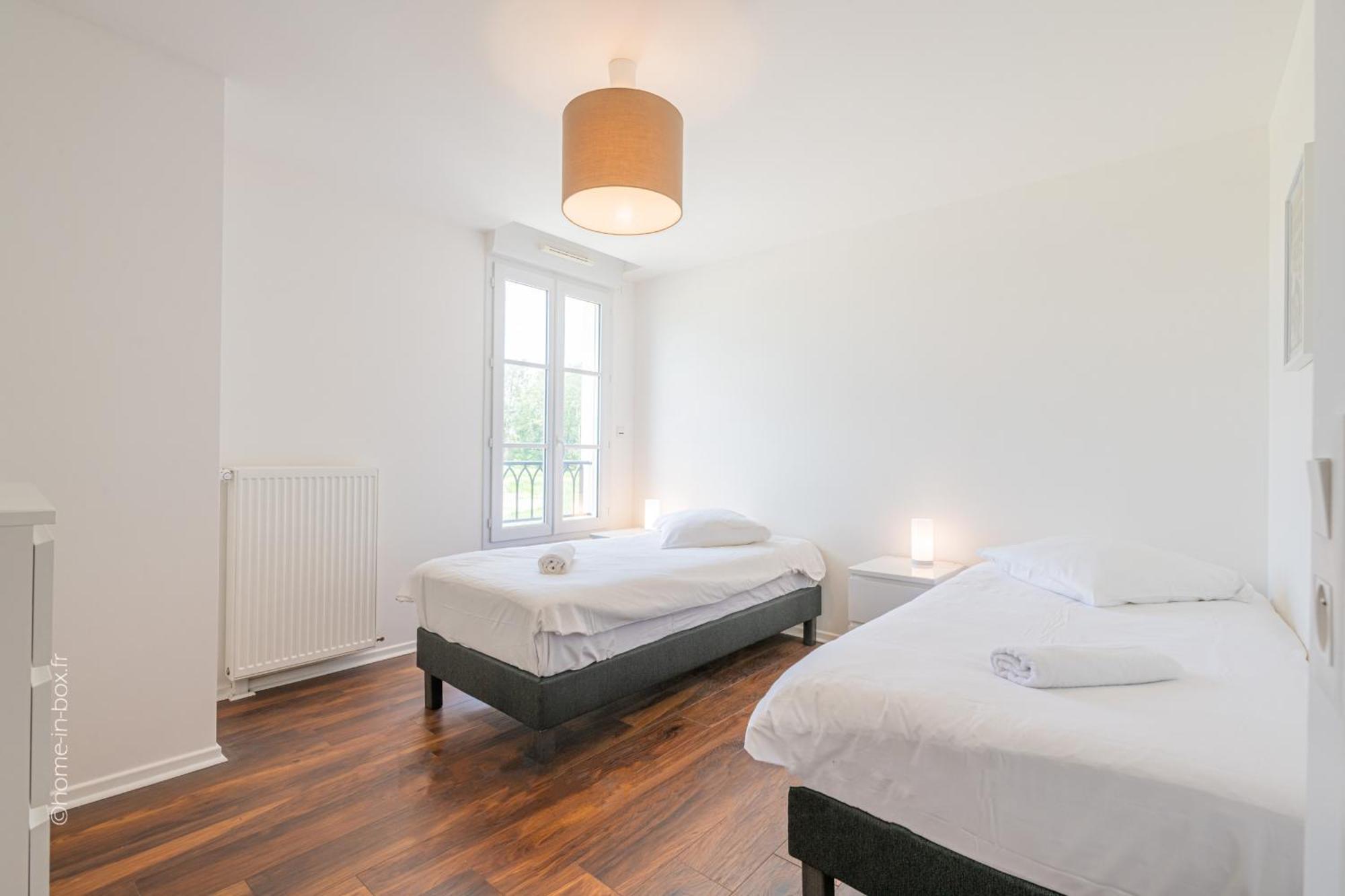 Sunny Lake By Plaza - Proche Disneyland Paris Serris Room photo
